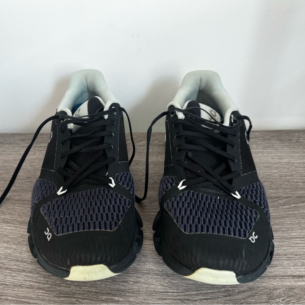 On Running Cloud Cloudflyer Black Mint Green Running Shoes Women's size 11 - Picture 3 of 7